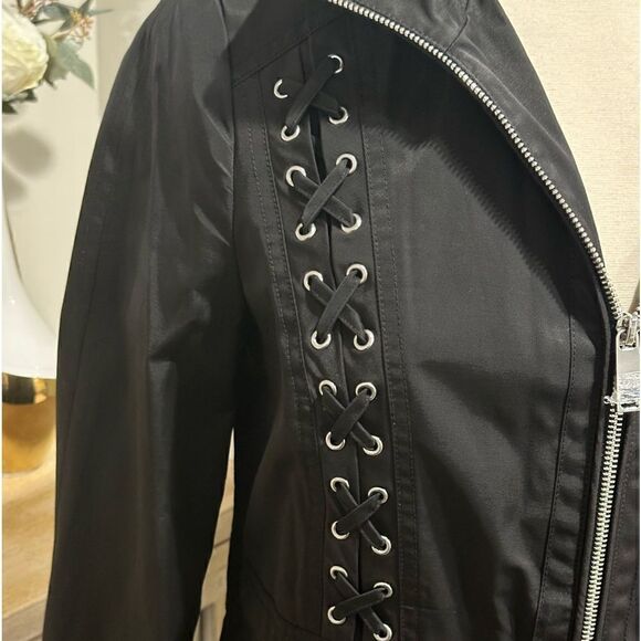 GUESS Women’s Lace Up Hooded Water Resistant Raincoat Jacket in the Size Medium - Picture 16 of 16